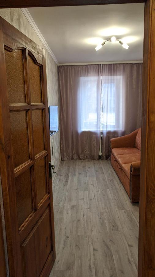 Apartments Near The Trinity Church On Dovzhenko Street,102 Cernihiv Exterior foto